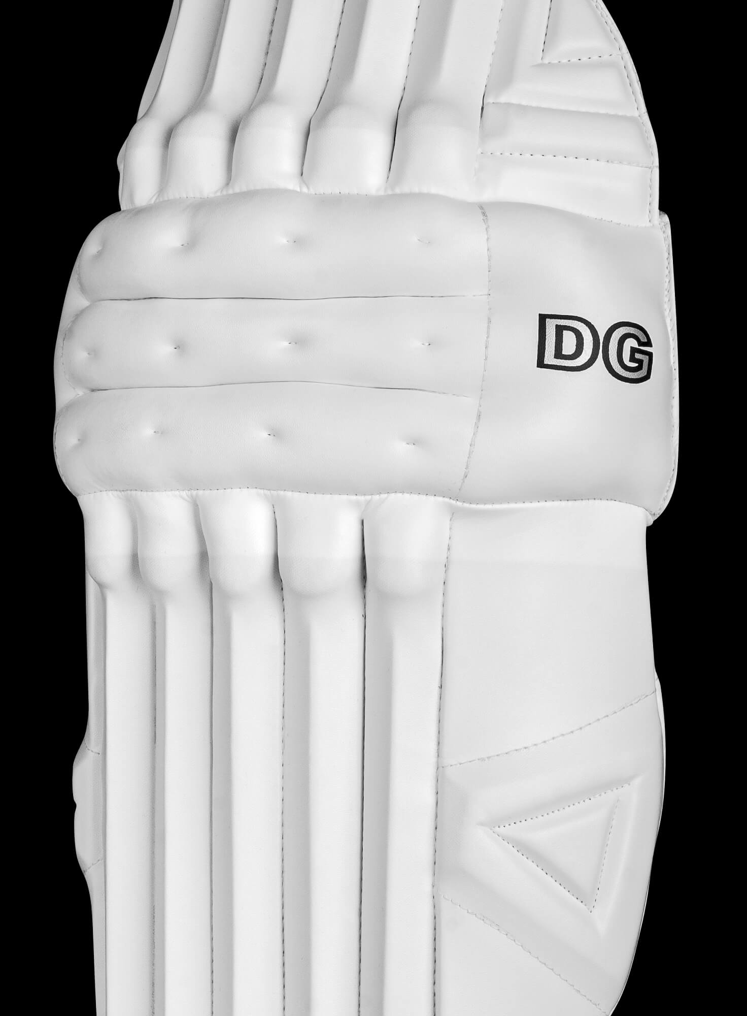 ca-gold-dragon-leg-guards